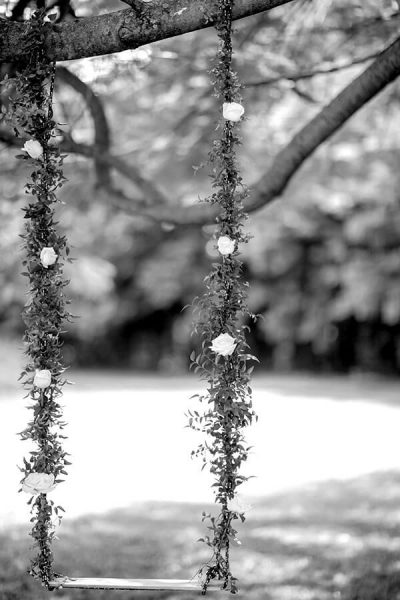 Casamentos fantásticos em contato com a natureza